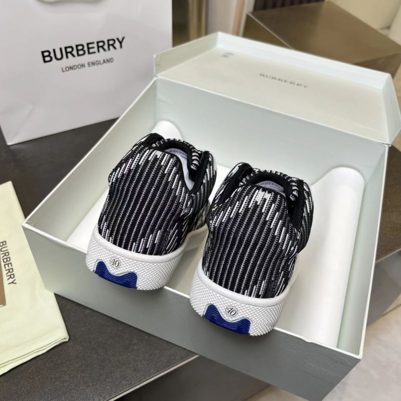 Burberry Low Shoes